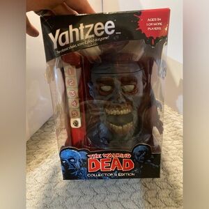 2014 🧟‍♂️COLLECTOR'S EDITION TWD YAHTZEE🧟‍♀️